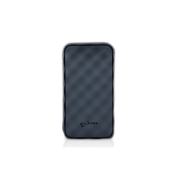 Футляр Bone Phone Strato Black (для iPhone4/4S, силикон, микрофибра, 67x123x7 мм)