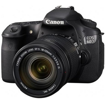 Цифровая зеркальная фотокамера Canon EOS 600D Kit 18-135mm IS