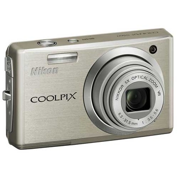 Фотоаппарат Nikon S560 Silver