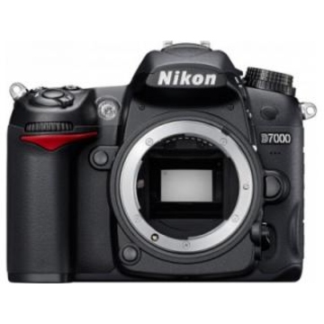  Nikon D7000 Body