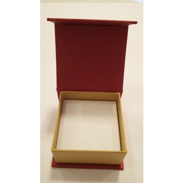 Коробка Present Paper FB1105 Red Gold (картон, на магните, 65х63х35мм)